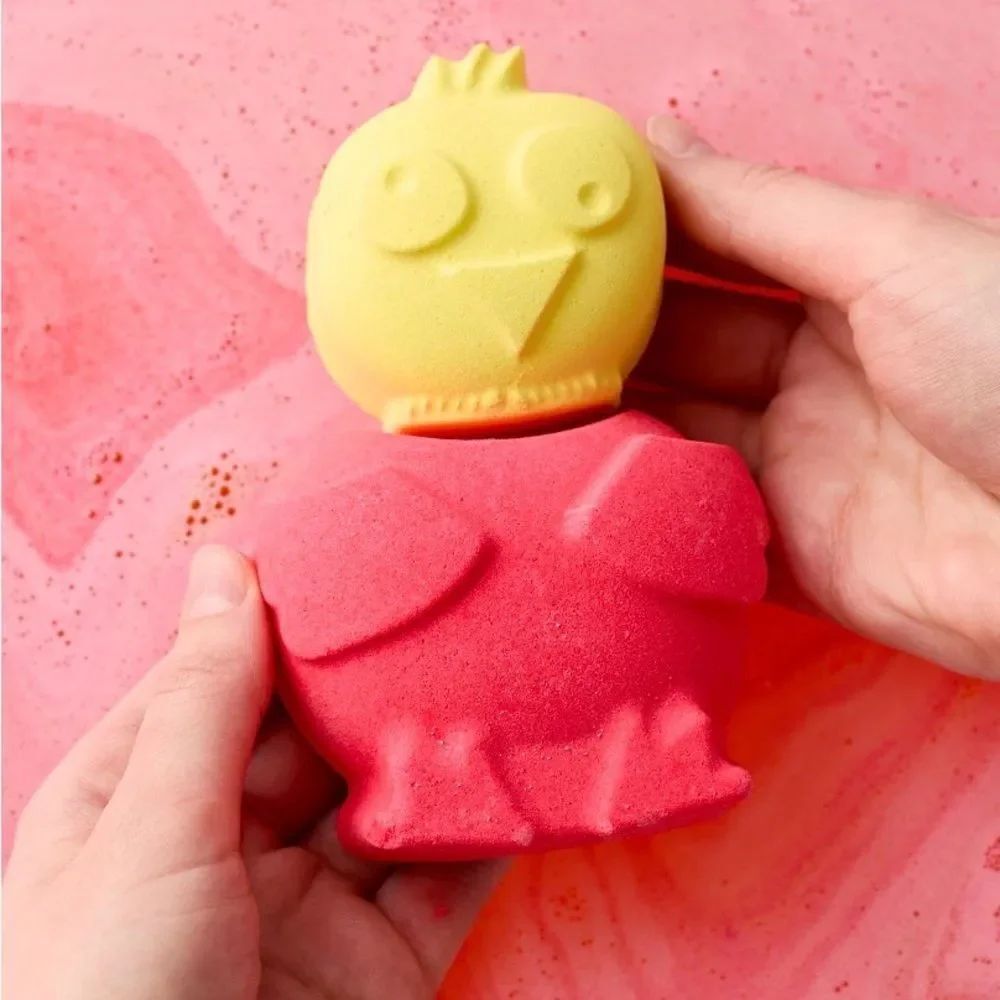 Lush Chirpy Chick 2 Piece Limited Edition Bath Bomb 7 oz